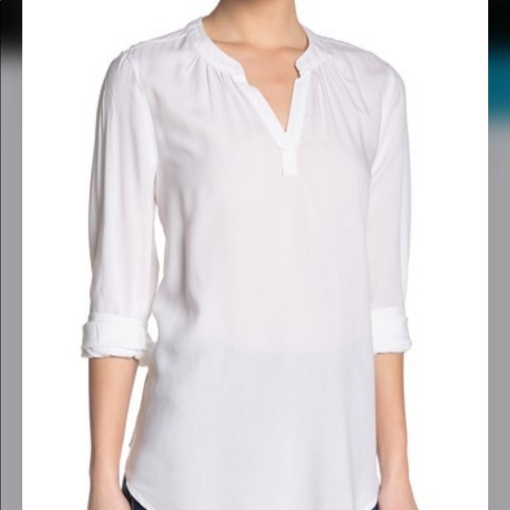 Beachlunchlounge White Bee Split Neck Blouse - image 2